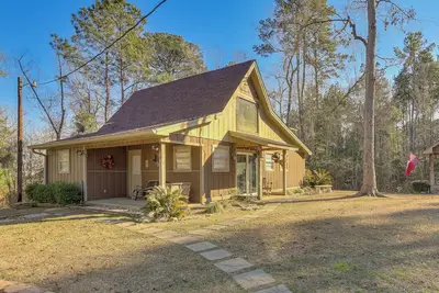 Image de Lake Days on Sam Rayburn! Wooded Retreat w/ Yard