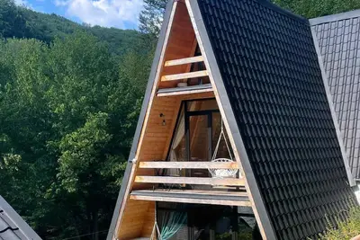 Image de Cozy Cabin în Blidari Maramureș-Hot Tub Fresh Air Relaxing Mountain Cabin