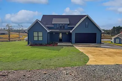 Image de Newly Built- Waterfront Retreat in Toledo Bend, Boat Friendly