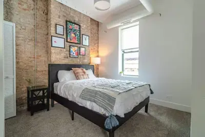 Image de Modern Smoke Ok 3br Near McCormick & Lakefront