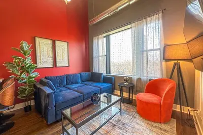 Image de Cozy 3br Modern Smoke Ok Unit Near McCormick