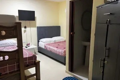 Image de Family room for up to 5 people