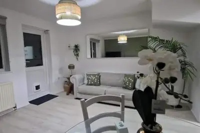 Image de House near Reading Hospital/Contractors/Students