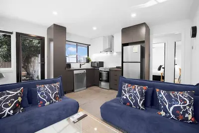 Image de Sunshine Family Sophistication