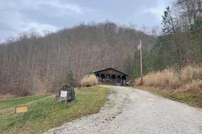 Image de Squirrel Nest | Hot Tub Cabin Near Red River Gorge