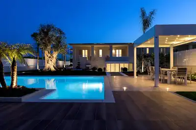 Image de Amalfi Home – Détente près de la mer avec plage privée et navette vers Salerne