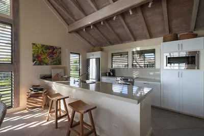 Image de 2 Story Ocean-View 2br, 2 Lanais, Vaulted Ceilings, Resort Pool -Unit 23