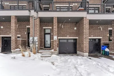 Image de Modern 3br Home~King Suite~Parking~Laundry