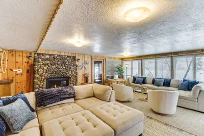 Image de Lakefront Brainerd Cabin w Deck, Fire Pit!