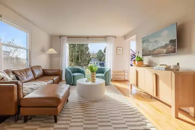 Image de The Ballard Vista | Sleeps 6 + Patio & Fire Pit