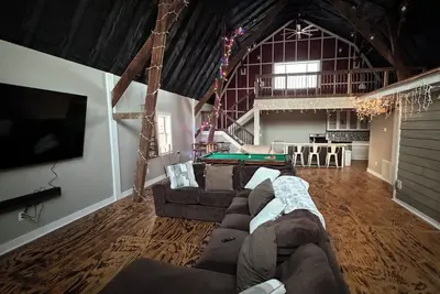 Image de Come visit the Hayloft Hideaway in Waterville