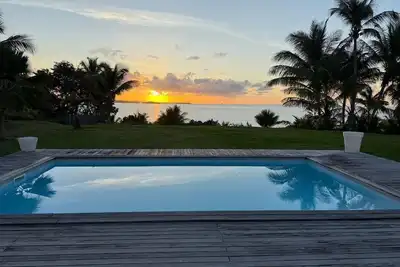 Image de Villa de charme en bord de mer au cœur de la Guadeloupe