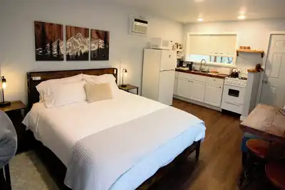 Image de Sequoia Studio Retreat! Cozy Hut for up to 3 Guests - Close to Park - WiFi & Ac