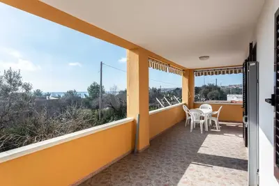 Image de Confortable appartement pour 6 personnes avec climatisation, Wifi, Tv, balcon et animaux admis