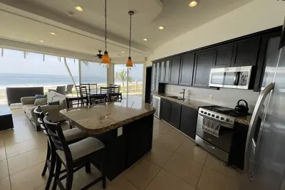 Image de Beautiful 4 bdm Ocean Front Condo at Vivo Resorts