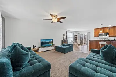 Image de Heartland Home 3br Home w/ Parking Pet Friendly Accommodated up to 10 guests