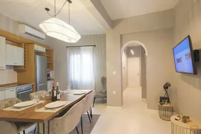 Image de Pausa Verde - Recently renovated apt, private parking