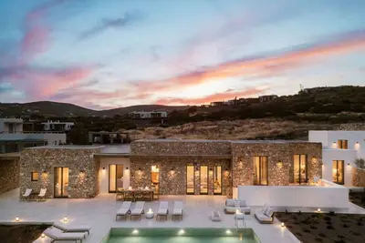Dyo Villas Paros Noemia