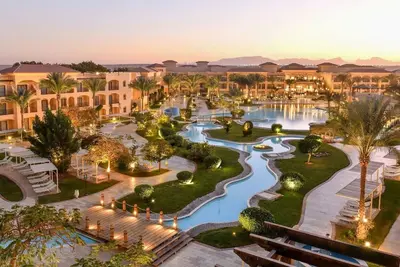 Image de Elegant Retreat w/ Stunning Views Near Red Sea Adventures – Perfect for Families