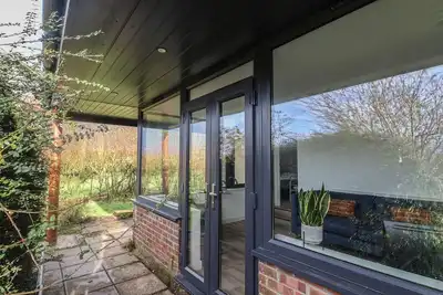 Image de Little Poppes Lawn, pet friendly, with a garden in Hawkchurch