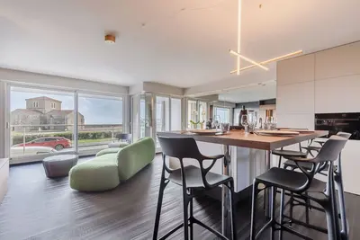 Image de L'Écrin des Sables classé 4*, un lieu d'exception  de 70 m2 front de mer