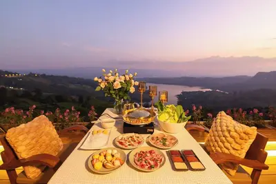 Image de Le Doi Lakeview