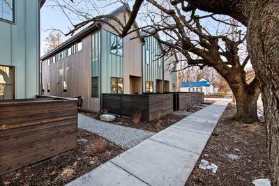 Image de Luxury Sandpoint Townhome | Walk to Lake & Dining