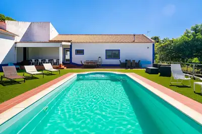 Image de Chaparral Wonderful house in Nature 1h from Lisbon by Soulplaces