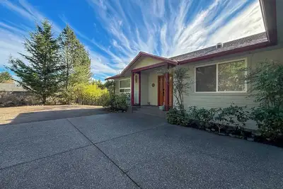 Image de Serenity Glen / 3 Bedrooms - 2 Full Bathrooms