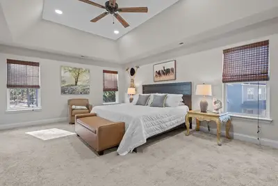 Image de Privacy in the Pines + Hot Tub +Custom Fire Pit