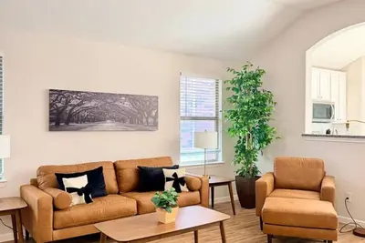 Image de Modern 3br Home | Quiet Location | Close to Pga