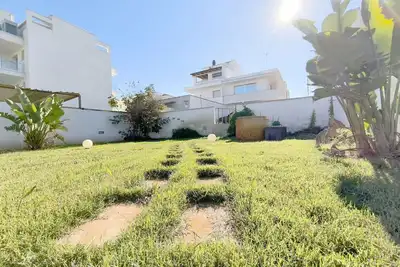 Image de Bel appartement pour 5 personnes avec climatisation, patio et animaux admis