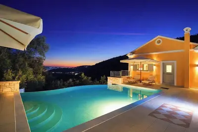 Image de Villa Twenty Two -  a stunning hillside villa