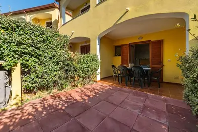 Image de Hébergement confortable avec terrasse