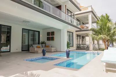 Image de Ocean Villa Luxury 9-Br Beachfront in Diani - Kenya