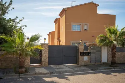Image de Maison Mitoyenne 4 Ch, Climatisée, Près Plage