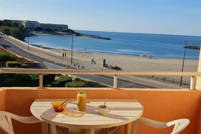 T2 avec Parking en Front de Mer, Accès Plage