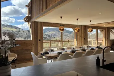 Image de Le loup des Hautes Vosges - Grand Chalet de luxe - Spa - Sauna - Hammam - 270m2