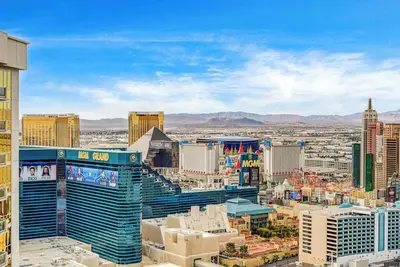 Image de Large 1br at Mgm with Strip View