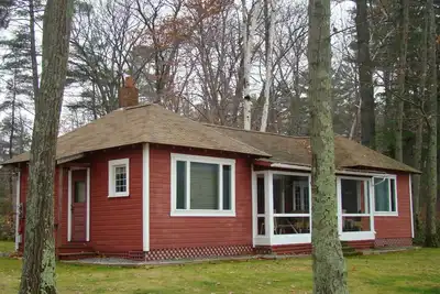 Quaint Cottage With Gorgeous Views