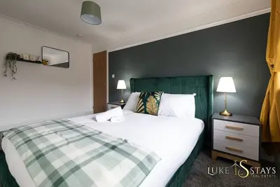 Luke Stays - Fallsway