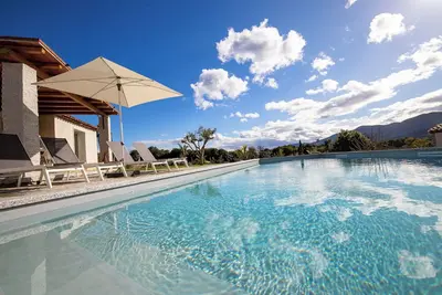 Image de Luxury villa in Sardinia for 8 people with private pool, garden and wifi