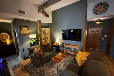 Image de Downtown 3br Historic Loft Suite