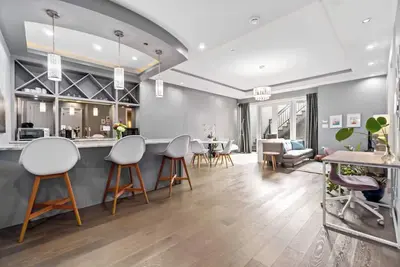 Image de Family Guest Suite in Marpole