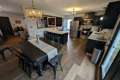 Image de Stunning Home: De Turf Complex 2 min away and Gateway to the Beaches!