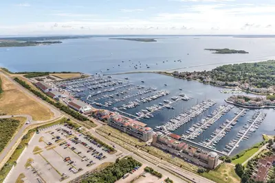 Image de Bateau en bord de mer à Ouddorp avec vue sur la mer