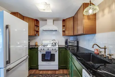 Image de Grandma's Modern Getaway - 3 Bedroom, 1 Bath; Newly Renovated Kitchen