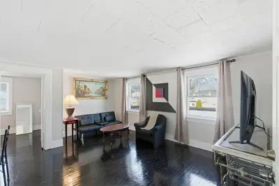 Image de Unique Hidden neighborhood Jewel