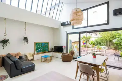Image de Loft calme et paisible avec terrasse en plein centre ville
