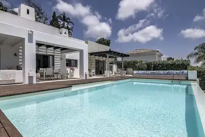 Image de Luxury Modern 6 Beds Villa El Capitan 6 km Beach!